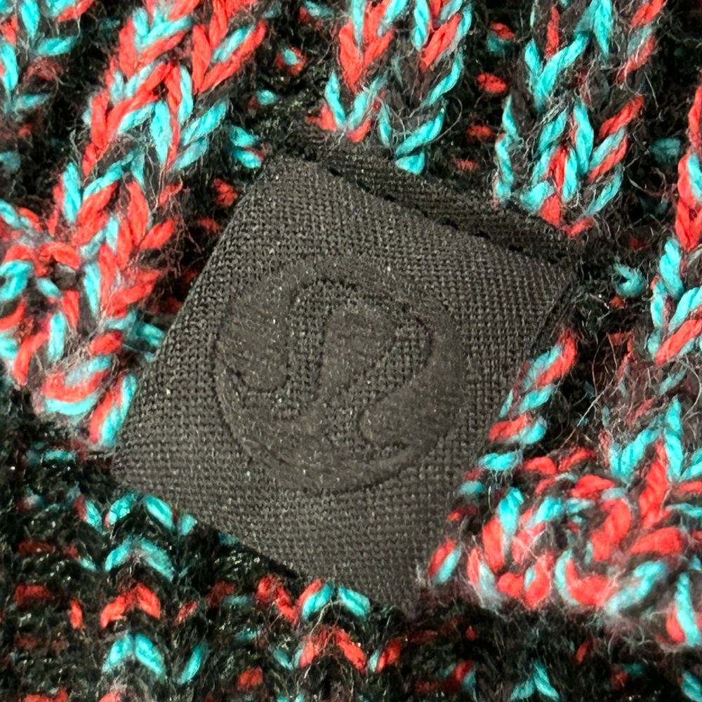 lululemon athletica Heathered Pink & Blue Ribbed Turtleneck Sweater - Picture 6 of 7